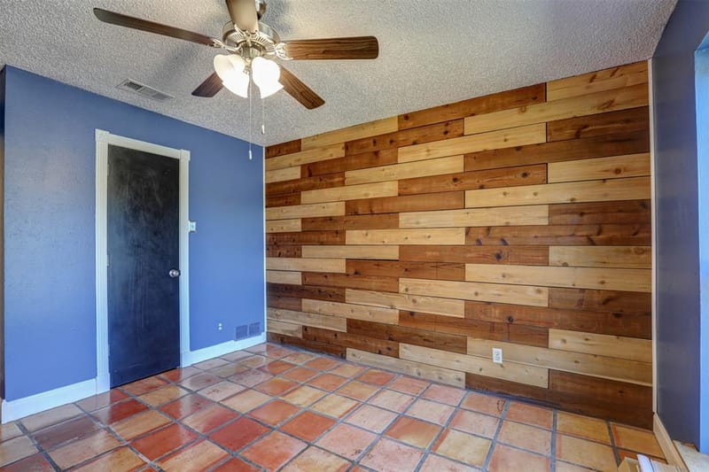1910 Middle Glen Drive, Carrollton TX 75007 - Photo 16