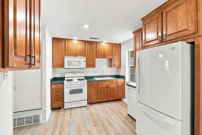 704 Pershing Drive, Denton TX 76209 - Photo 3