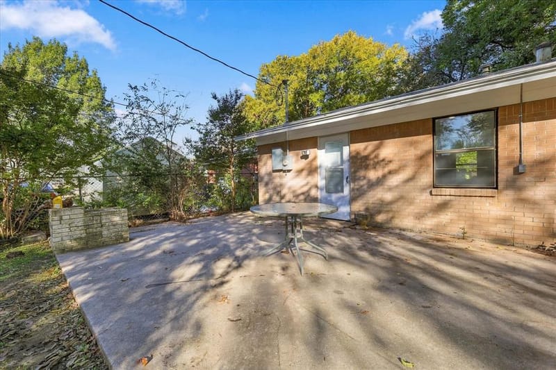 704 Pershing Drive, Denton TX 76209 - Photo 4