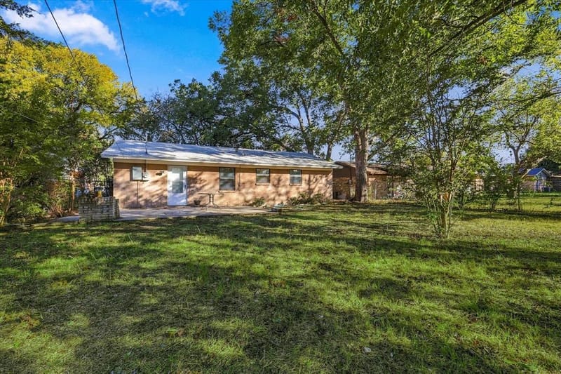 704 Pershing Drive, Denton TX 76209 - Photo 25