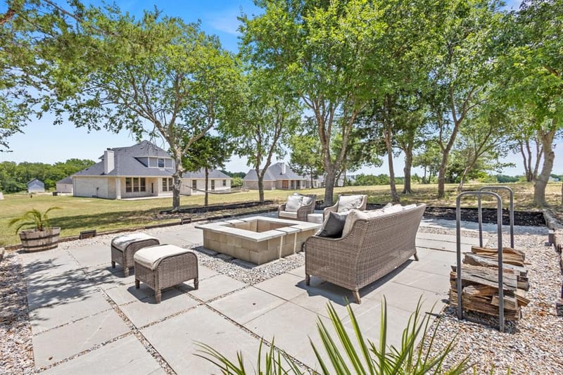 410 Silo Court, Waxahachie TX 75167 - Photo 2