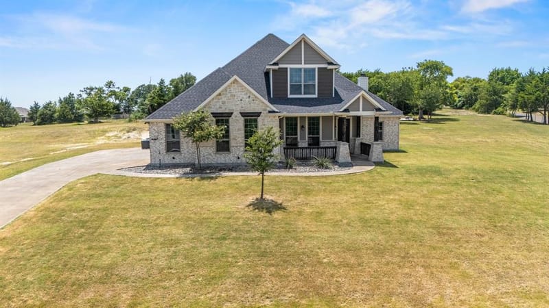 410 Silo Court, Waxahachie TX 75167
