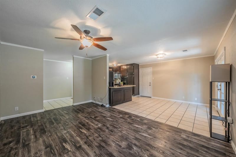 612 Bayless Drive, Euless TX 76040 - Photo 6