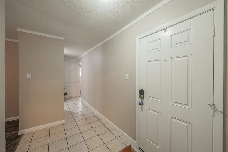612 Bayless Drive, Euless TX 76040 - Photo 12