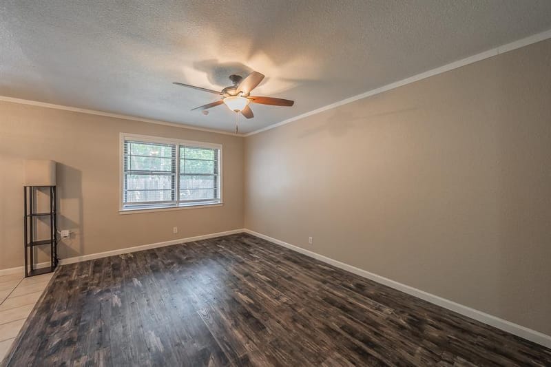 612 Bayless Drive, Euless TX 76040 - Photo 5