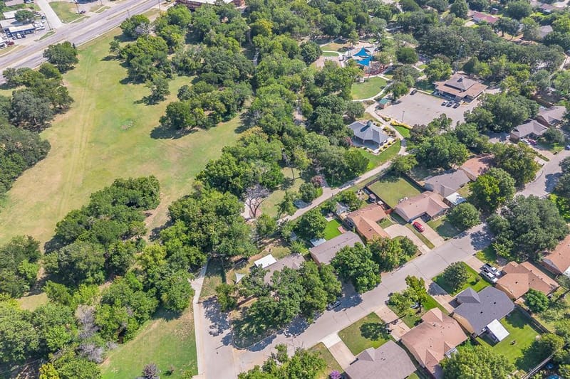 612 Bayless Drive, Euless TX 76040 - Photo 31