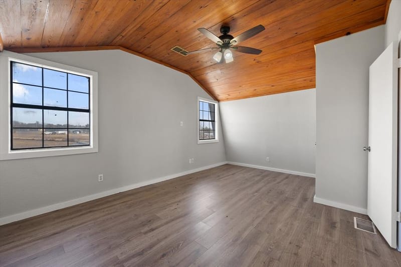 443 County Road 3799, Paradise TX 76073 - Photo 18