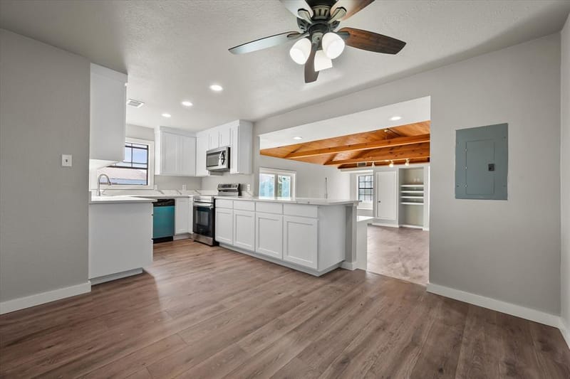 443 County Road 3799, Paradise TX 76073 - Photo 8