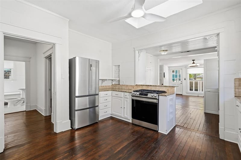 1932 5th Avenue, Fort Worth TX 76110 - Photo 10