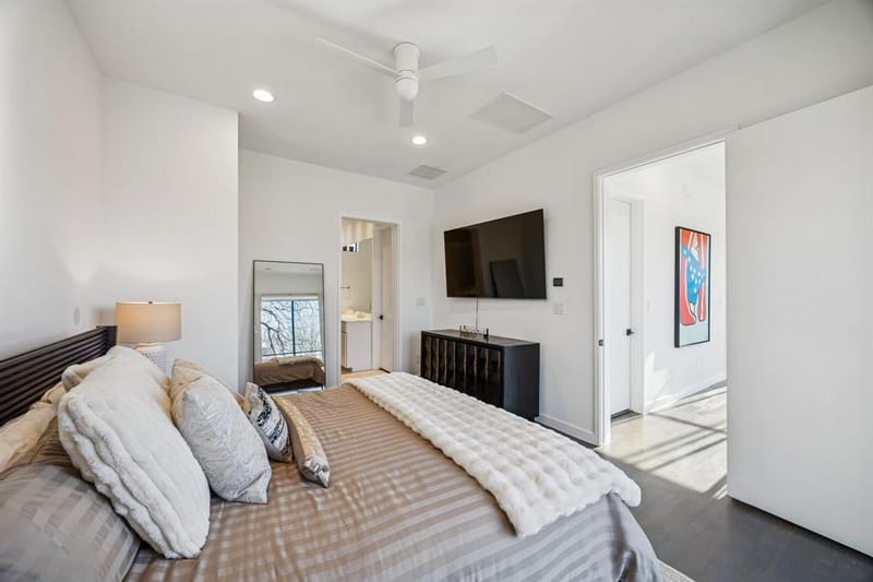 4805 Caxton Court, Dallas TX 75204 - Photo 21