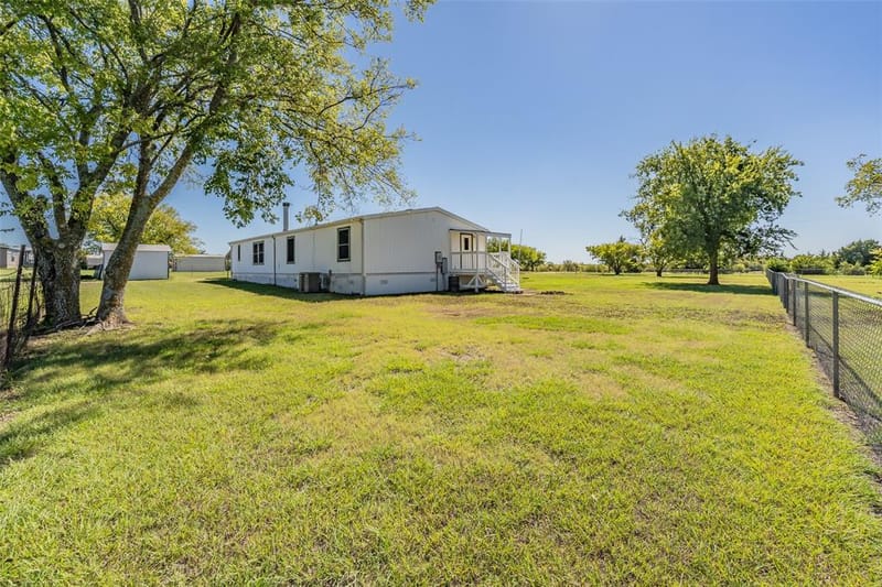 7885 Little Branch, Waxahachie TX 75167 - Photo 9