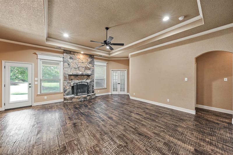 112 Meadow Arbor Drive, Weatherford TX 76085 - Photo 11