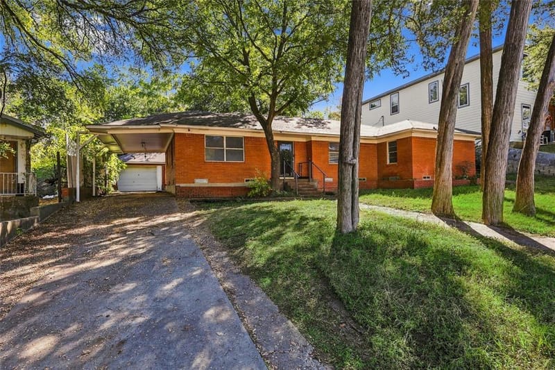 1342 Carson Street, Dallas TX 75216 - Photo 2