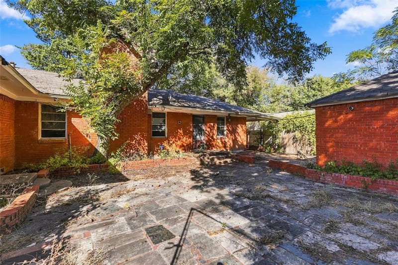 1342 Carson Street, Dallas TX 75216 - Photo 32