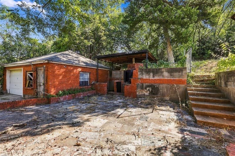 1342 Carson Street, Dallas TX 75216 - Photo 33