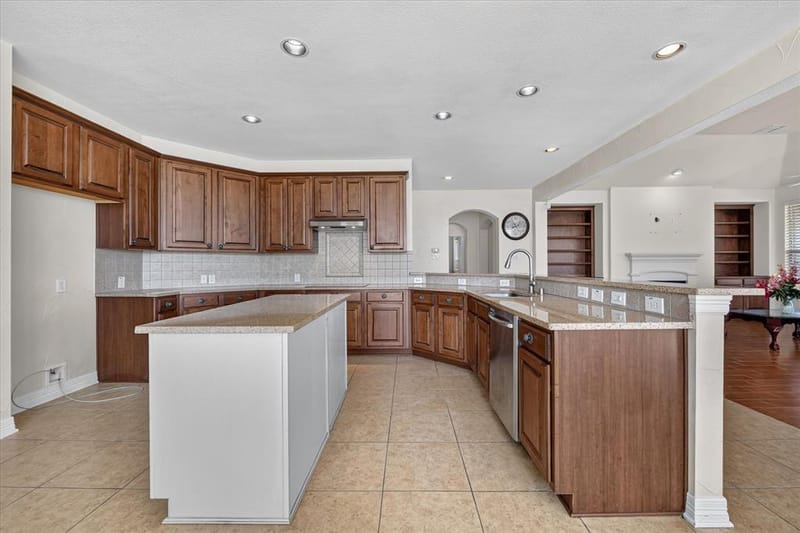 7529 Zinnia Lane, Forest Hill TX 76140 - Photo 16
