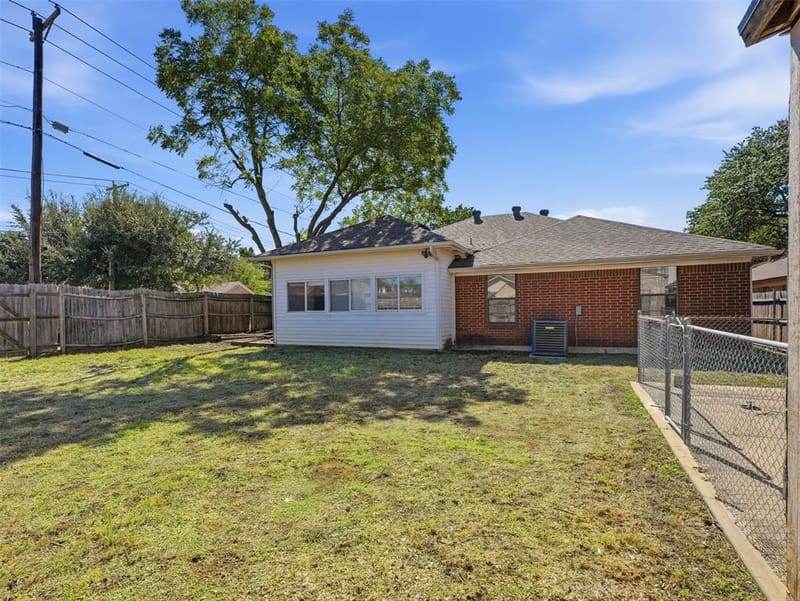 7567 Casburn Court, Fort Worth TX 76120 - Photo 27