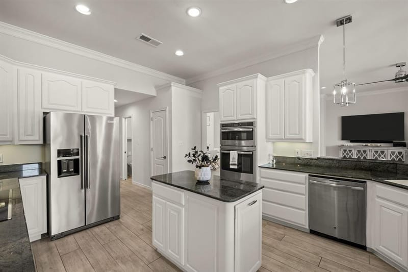 1203 Horizon Court, Granbury TX 76049 - Photo 17