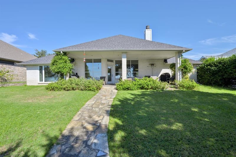 1203 Horizon Court, Granbury TX 76049 - Photo 32