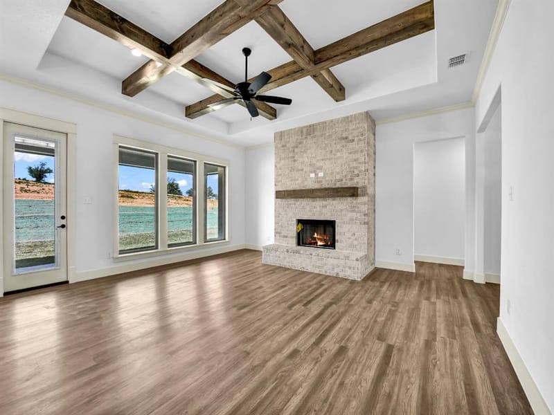 10016 Valley Oak Way, Springtown TX 76082 - Photo 5