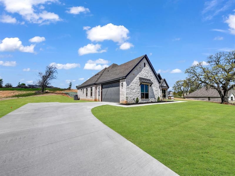 10016 Valley Oak Way, Springtown TX 76082 - Photo 24