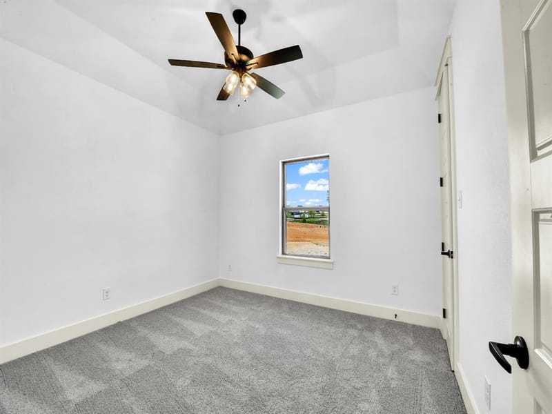 10016 Valley Oak Way, Springtown TX 76082 - Photo 19