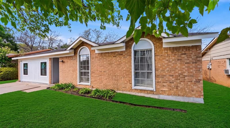 1602 Pisces Street, Grand Prairie TX 75051 - Photo 3