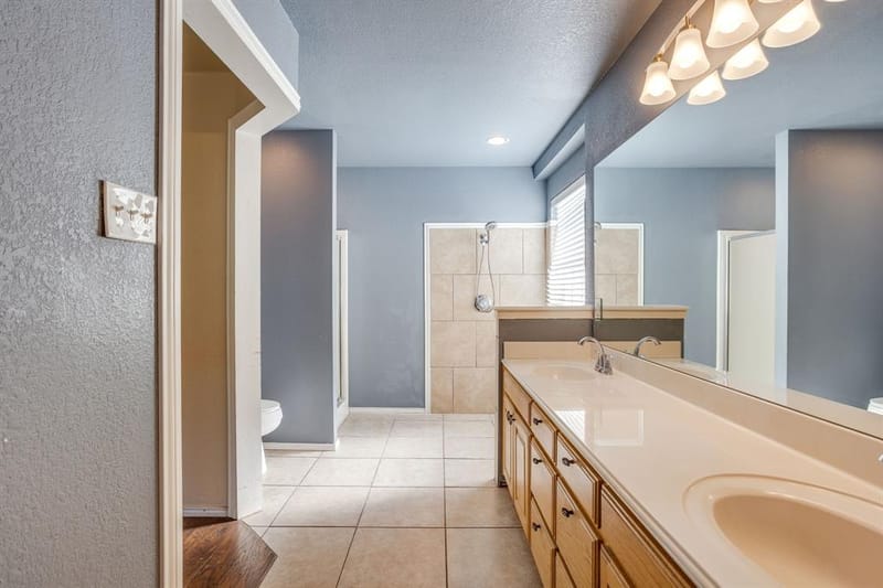 138 Adams Drive, Crowley TX 76036 - Photo 23