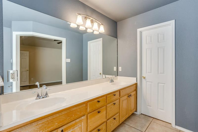 138 Adams Drive, Crowley TX 76036 - Photo 26