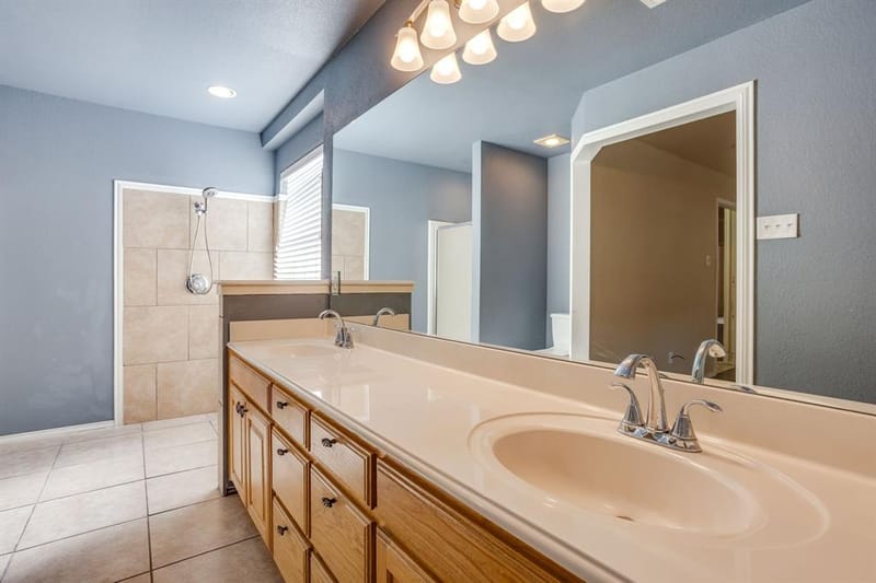 138 Adams Drive, Crowley TX 76036 - Photo 22