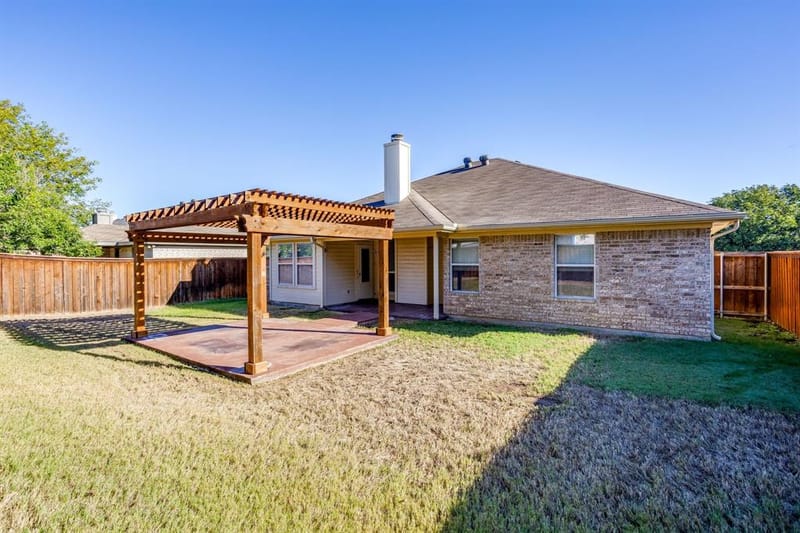 138 Adams Drive, Crowley TX 76036 - Photo 36