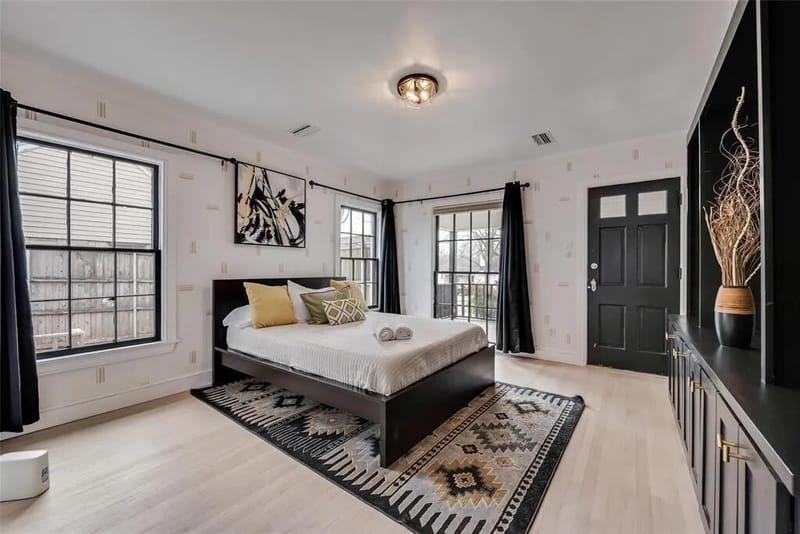2707 Burlington Boulevard, Dallas TX 75211 - Photo 11