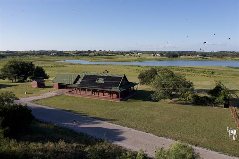 349 Lake Point, Comanche TX 76442 - Photo 17