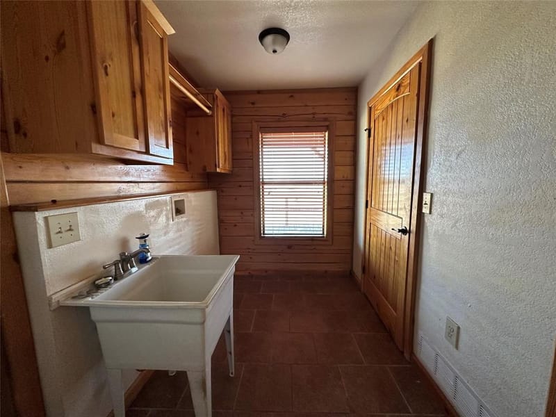 349 Lake Point, Comanche TX 76442 - Photo 19