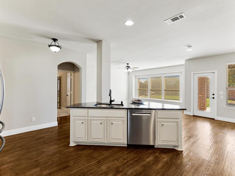 1020 Fallon Drive, McKinney TX 75071 - Photo 6