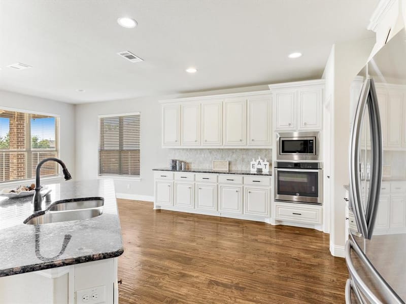1020 Fallon Drive, McKinney TX 75071 - Photo 4