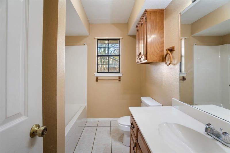 300 E Short Street, Leonard TX 75452 - Photo 32