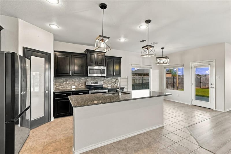 1025 Doe Meadow Drive, Fort Worth TX 76028 - Photo 11