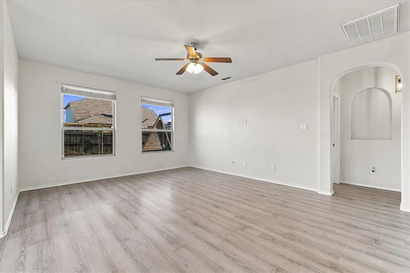 1025 Doe Meadow Drive, Fort Worth TX 76028 - Photo 8