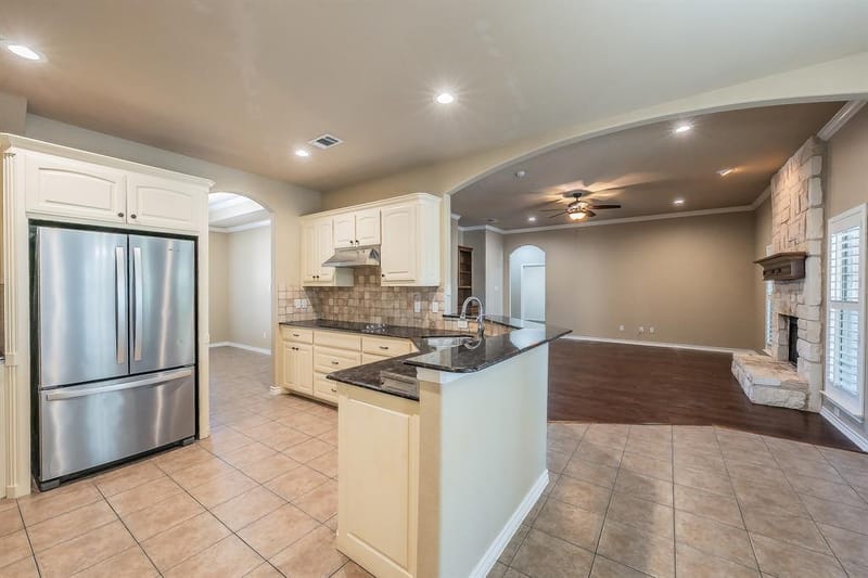 155 N Star Crossing Lane, Weatherford TX 76088 - Photo 11