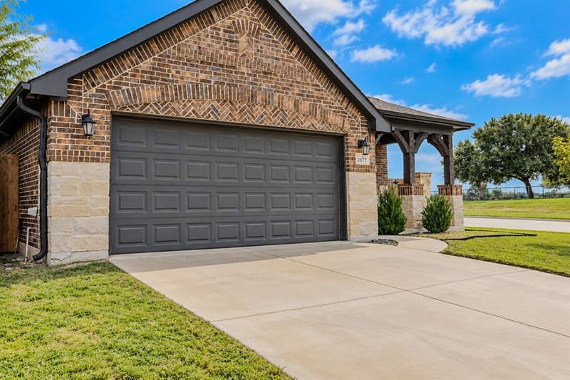 2577 Hadley Street, Weatherford TX 76087 - Photo 3