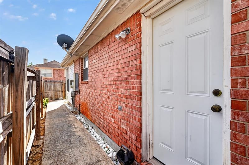 1309 Riley Drive, Carrollton TX 75007 - Photo 37