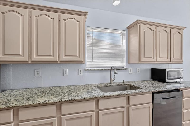 1309 Riley Drive, Carrollton TX 75007 - Photo 11
