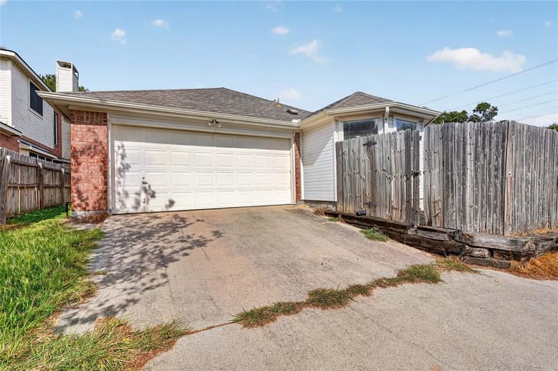1309 Riley Drive, Carrollton TX 75007 - Photo 40