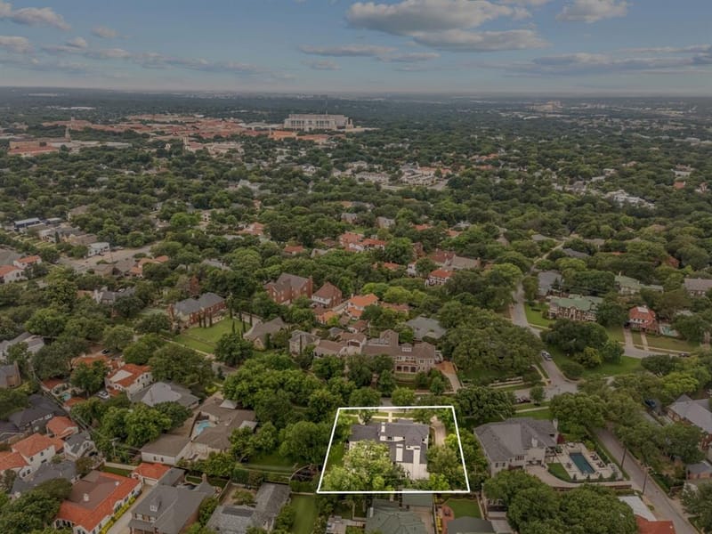 2413 Lofton Terrace, Fort Worth TX 76109 - Photo 36