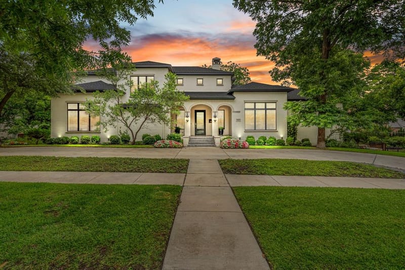 2413 Lofton Terrace, Fort Worth TX 76109