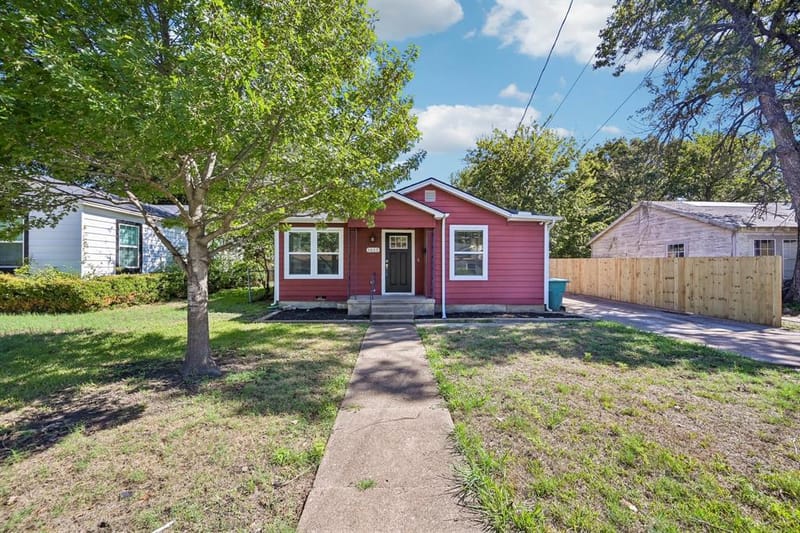 1617 N Binkley, Sherman TX 75020