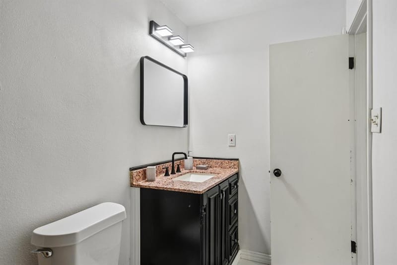 5564 Ragan Drive, The Colony TX 75056 - Photo 11
