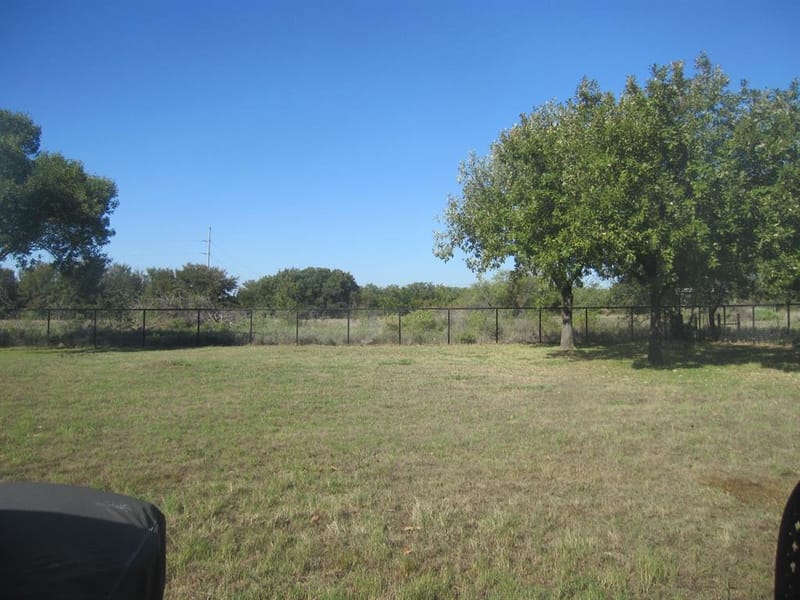 508 S Hovey Street, Chico TX 76431 - Photo 19
