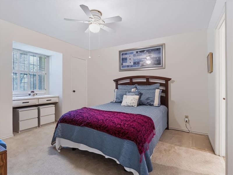 6911 Brentfield Drive, Dallas TX 75248 - Photo 18